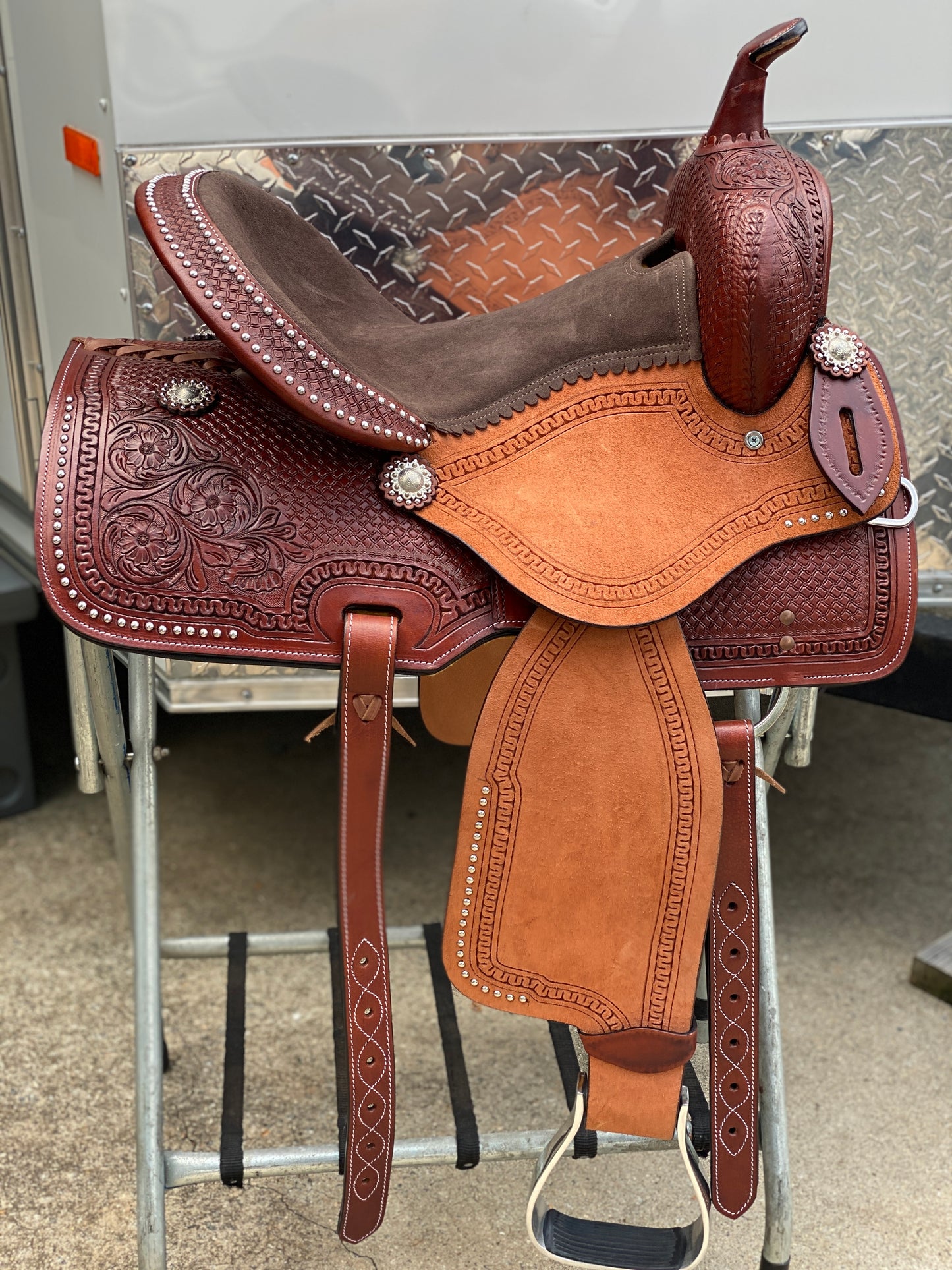 15” Barrel Saddle