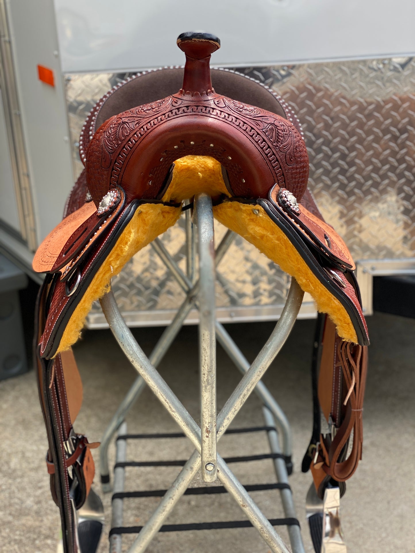 15” Barrel Saddle