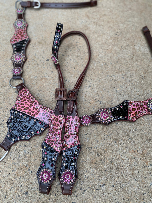 Pink Cheetah Tack Set